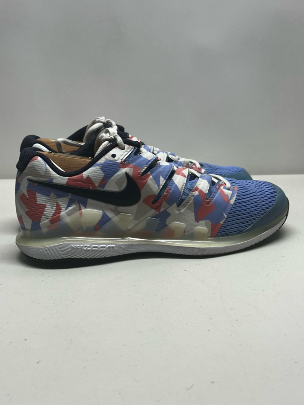 Nike Air Zoom Vapor X AA8027-406 Prism Print Purple Blue Tennis Sneaker Size 9